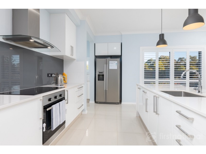 62 Clark Ave, Glass House Mountains QLD 4518