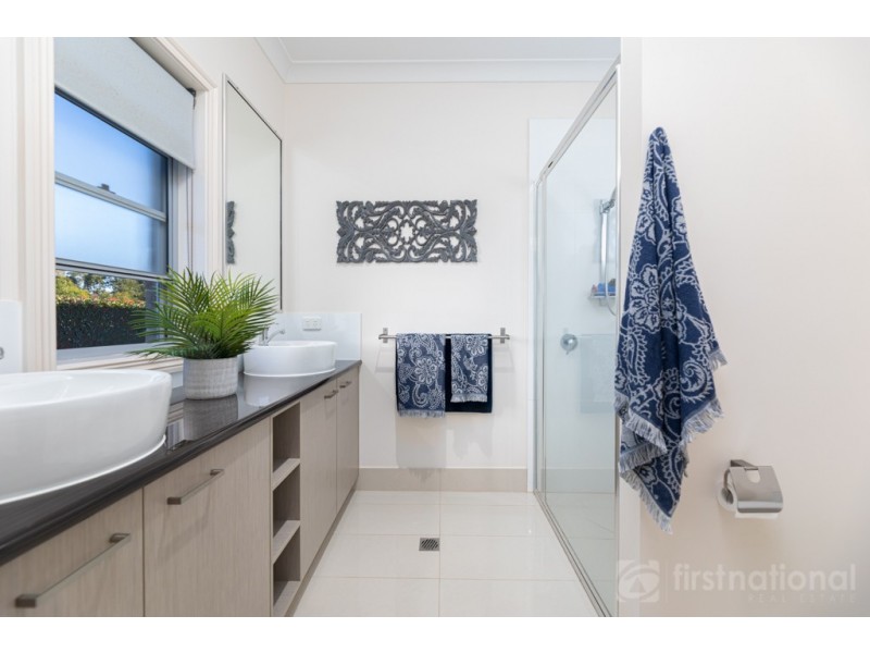 62 Clark Ave, Glass House Mountains QLD 4518