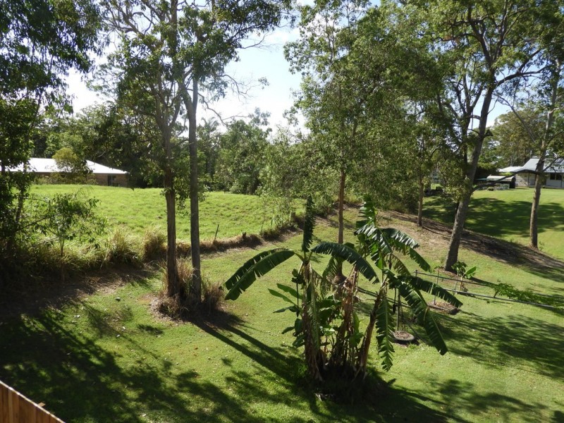Unit 4/6 Gympie St North, Landsborough QLD 4550