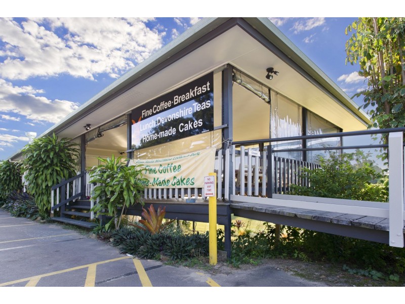 182 Glasshouse-Woodford Road, Glass House Mountains QLD 4518