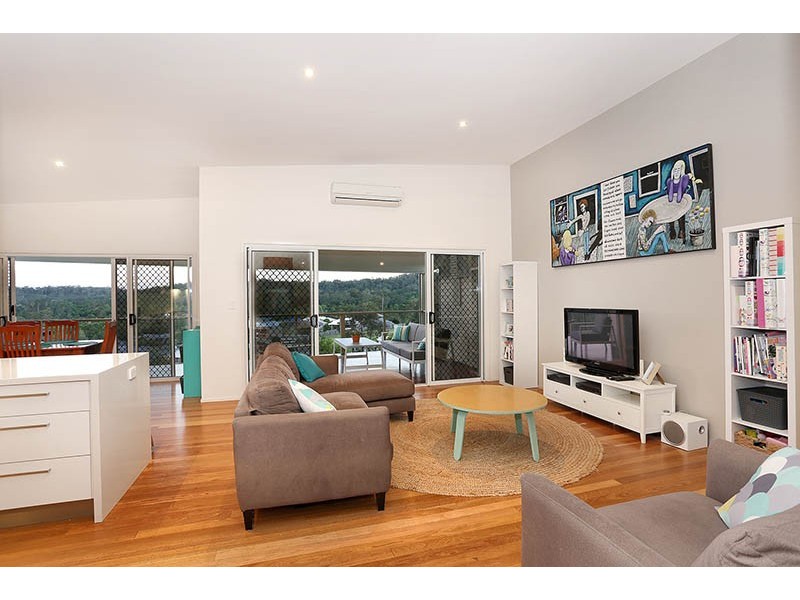 45 Brandenburg Road, Mooloolah Valley QLD 4553