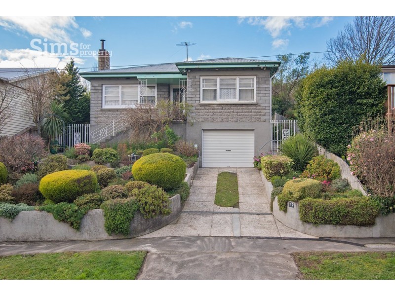 17 Leslie Street, South Launceston TAS 7249