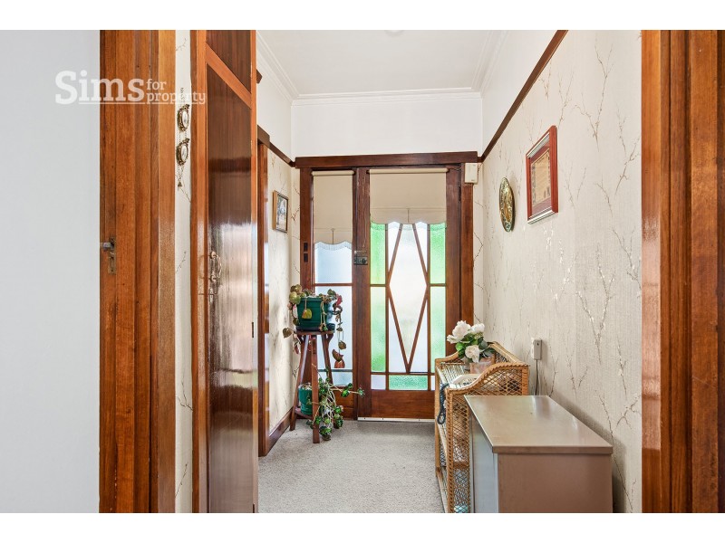 17 Leslie Street, South Launceston TAS 7249