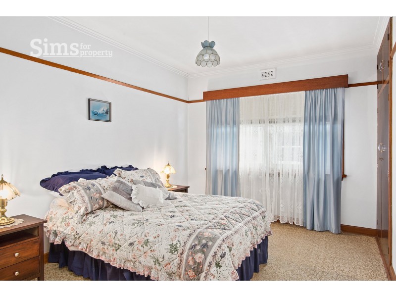 17 Leslie Street, South Launceston TAS 7249