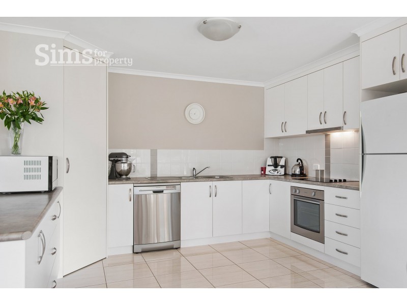 2/57 Youl Road, Perth TAS 7300