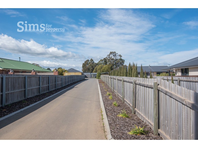 2/57 Youl Road, Perth TAS 7300