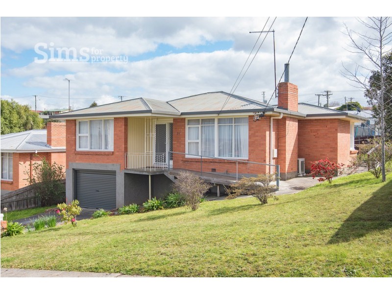 37 Paringa Avenue, Newnham TAS 7248