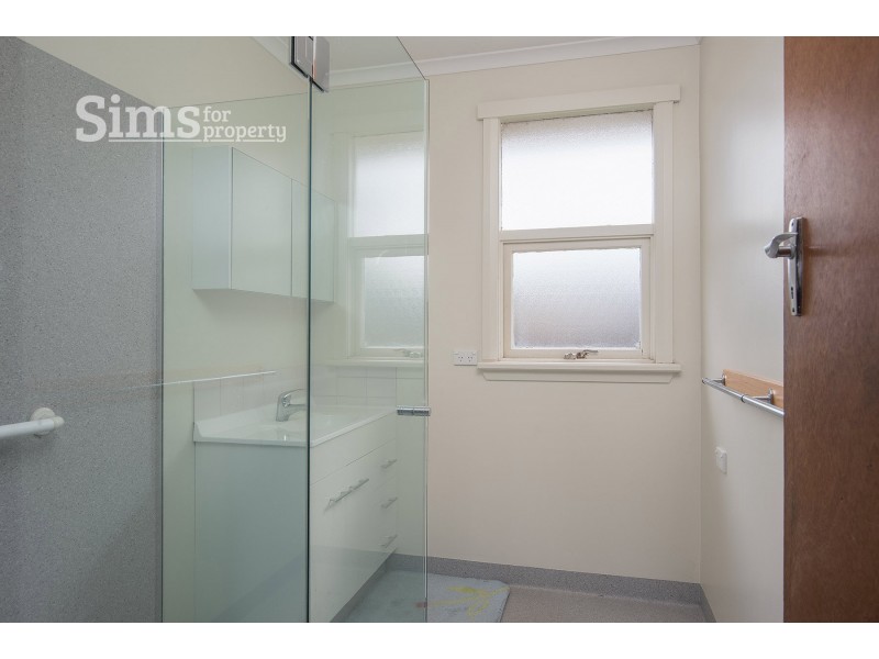 37 Paringa Avenue, Newnham TAS 7248