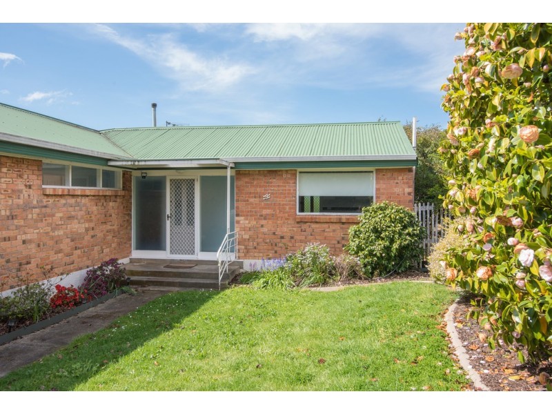 9 Delungra Road, Trevallyn TAS 7250