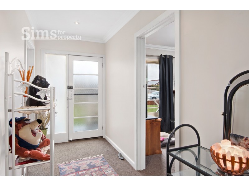 58 Tompsons Lane, Newnham TAS 7248