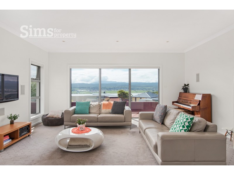 9 Bronte Court, Riverside TAS 7250