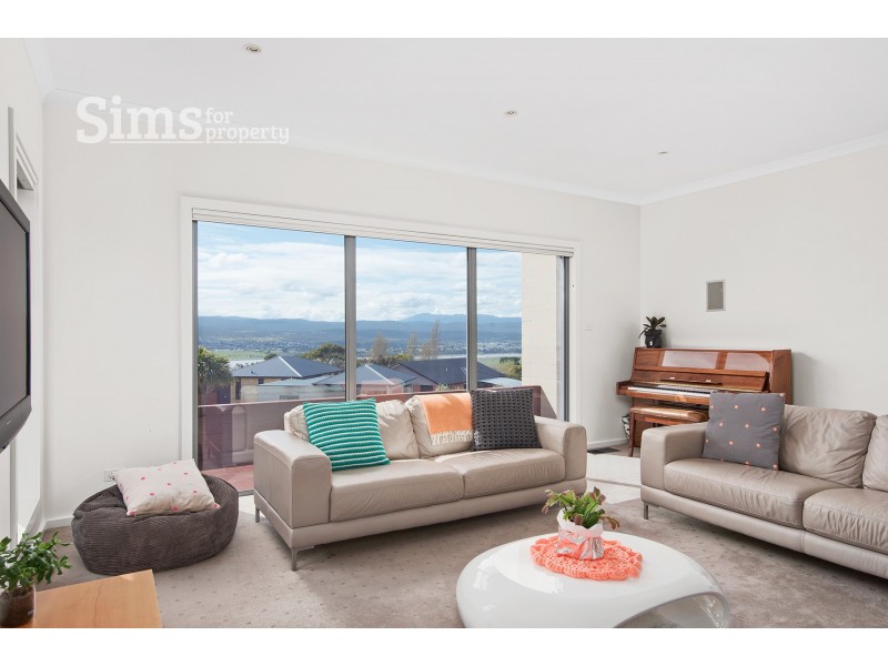 9 Bronte Court, Riverside TAS 7250