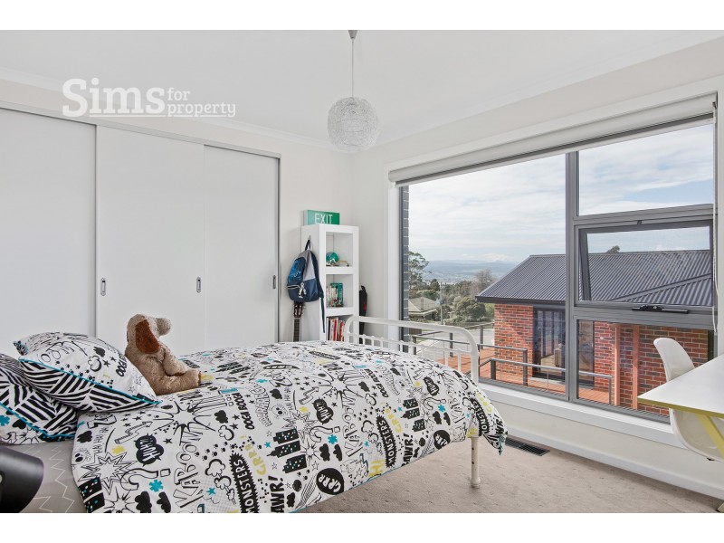 9 Bronte Court, Riverside TAS 7250
