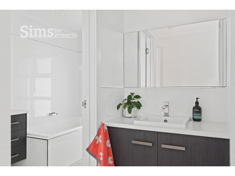 9 Bronte Court, Riverside TAS 7250