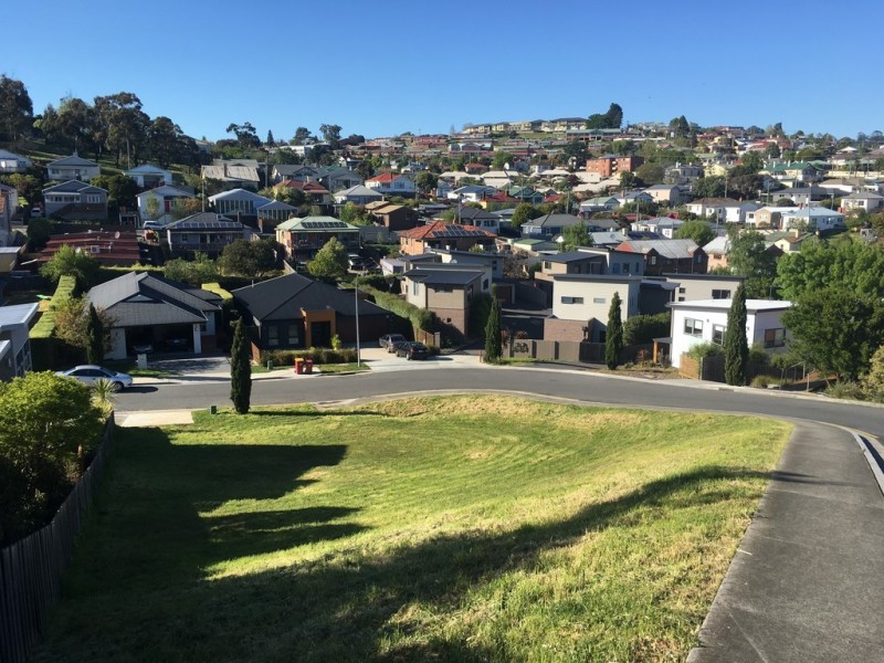 1 Karla Place, South Launceston TAS 7249
