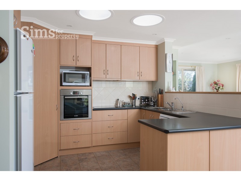 1 Woodford Glade, Newstead TAS 7250