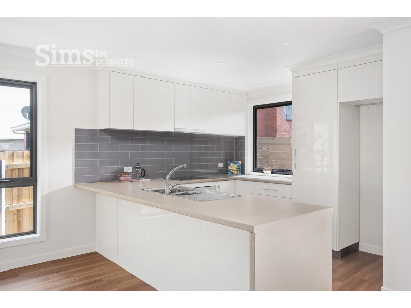 2/12 Beech Road, Norwood TAS 7250