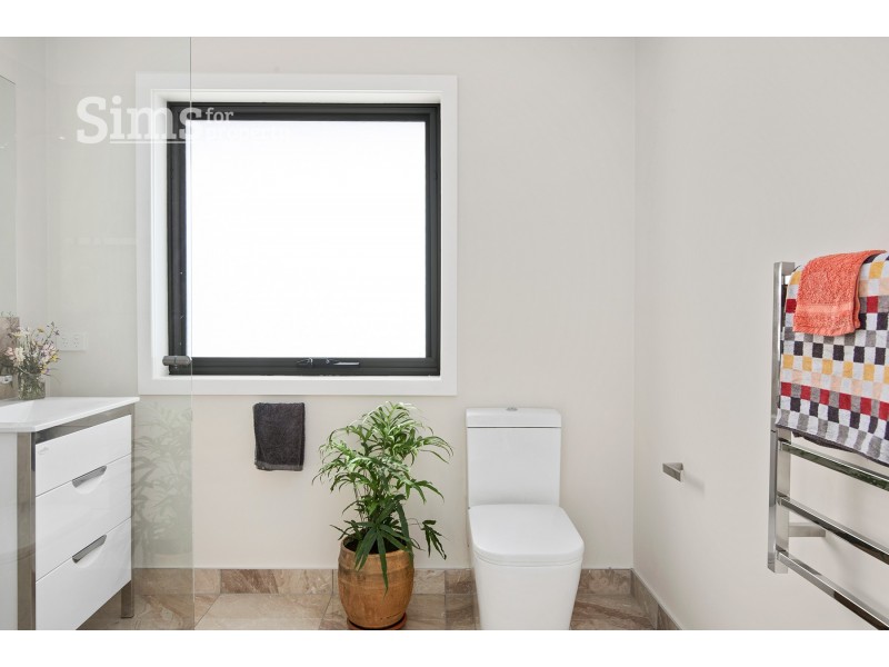 2/12 Beech Road, Norwood TAS 7250