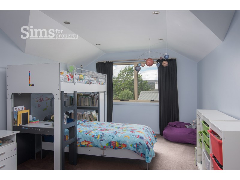 4 Belhaven Crescent, Newstead TAS 7250