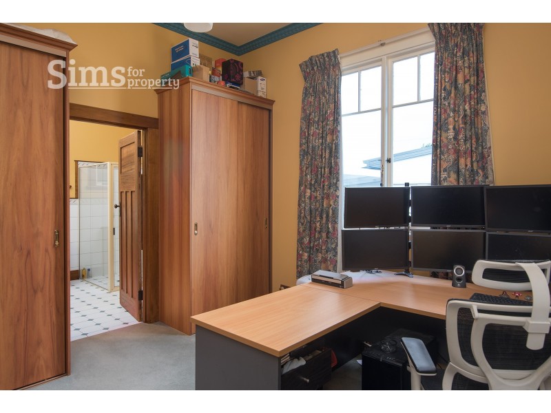 4 Belhaven Crescent, Newstead TAS 7250