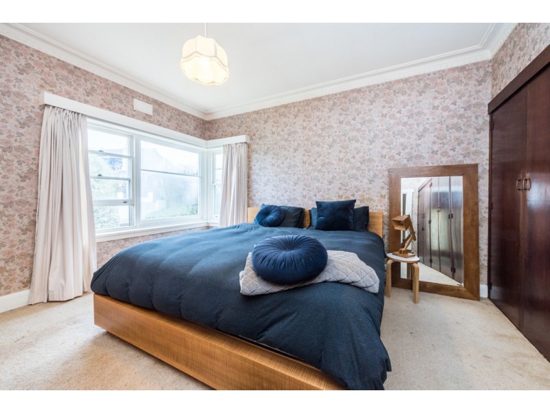 7 Riverdale Grove, Newstead TAS 7250