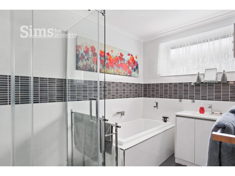 5 Riverview Road, Riverside TAS 7250