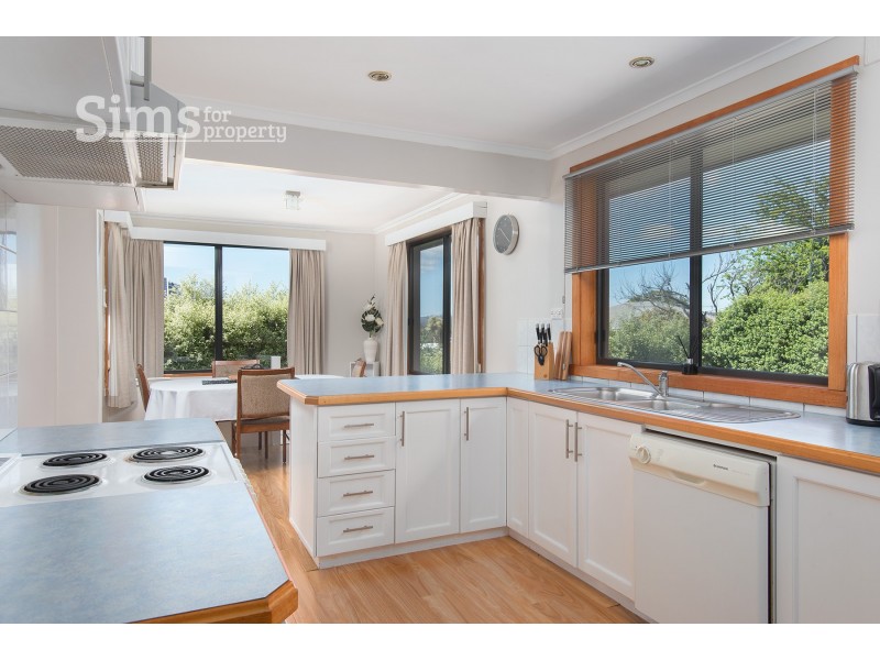 17 Henrietta Grove, West Launceston TAS 7250