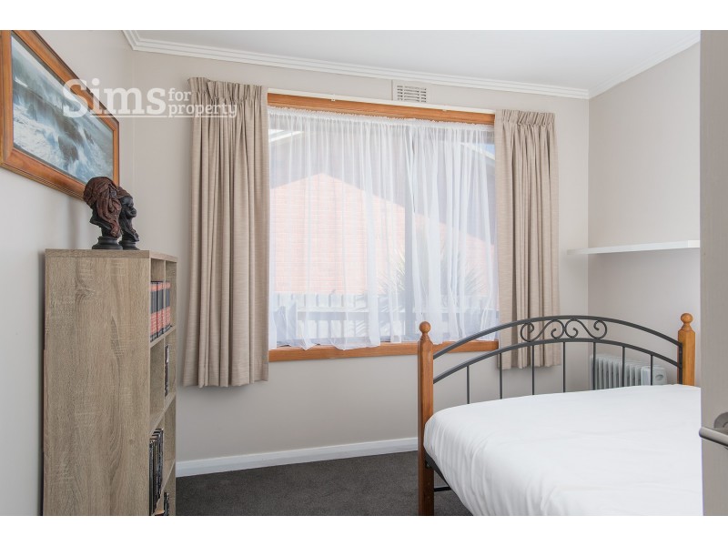 17 Henrietta Grove, West Launceston TAS 7250