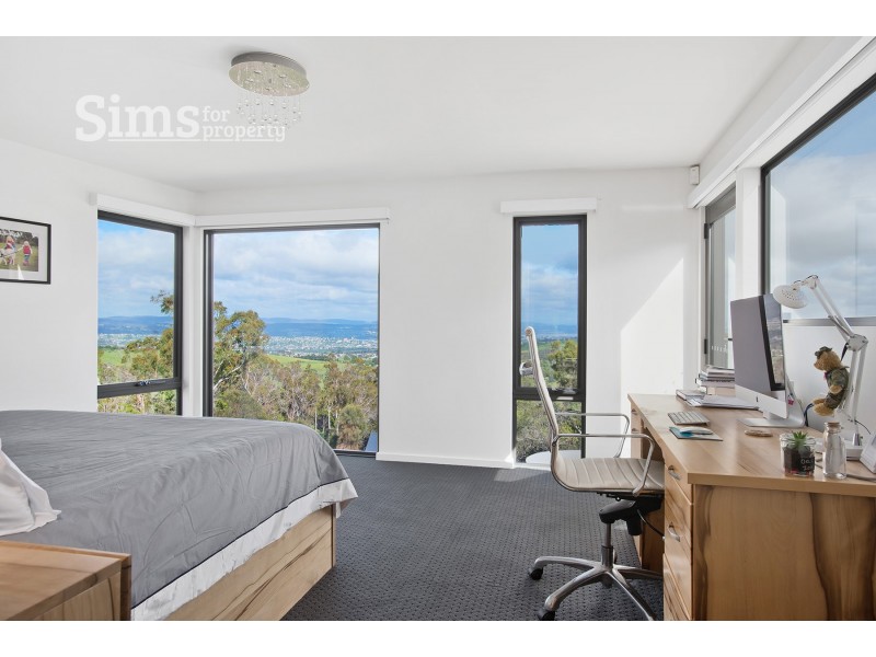 33 Escarpment Drive, St Leonards TAS 7250