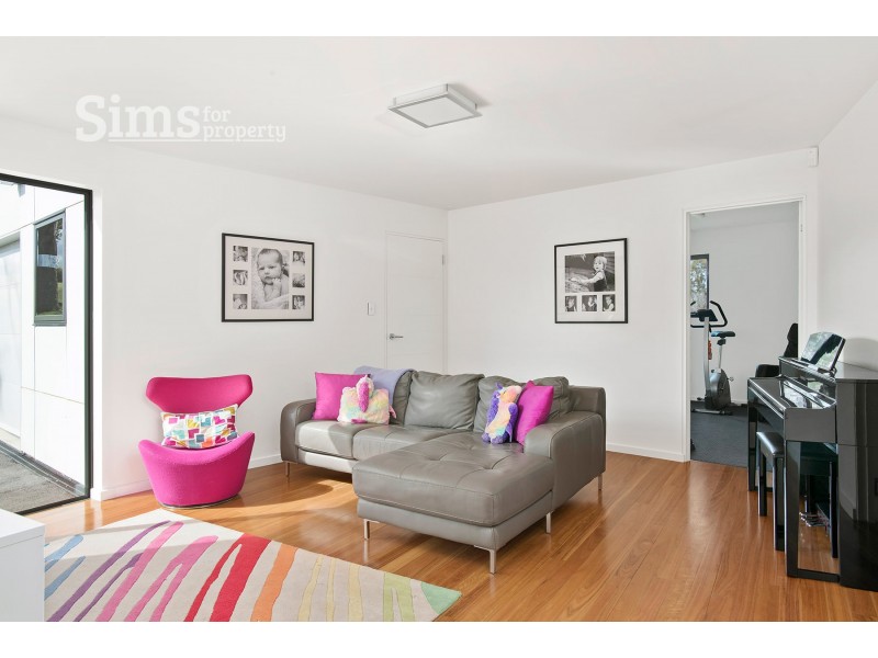 33 Escarpment Drive, St Leonards TAS 7250