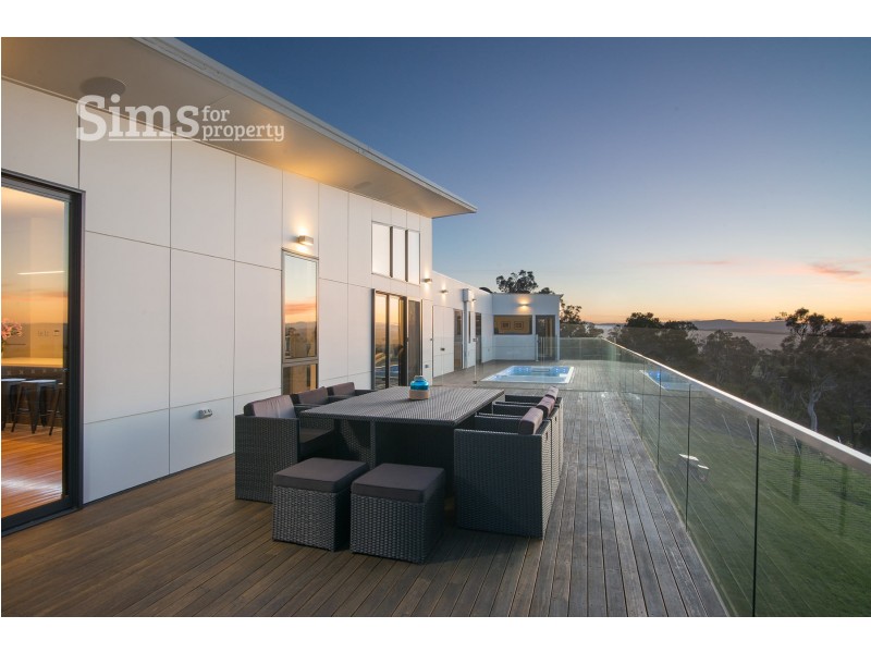 33 Escarpment Drive, St Leonards TAS 7250