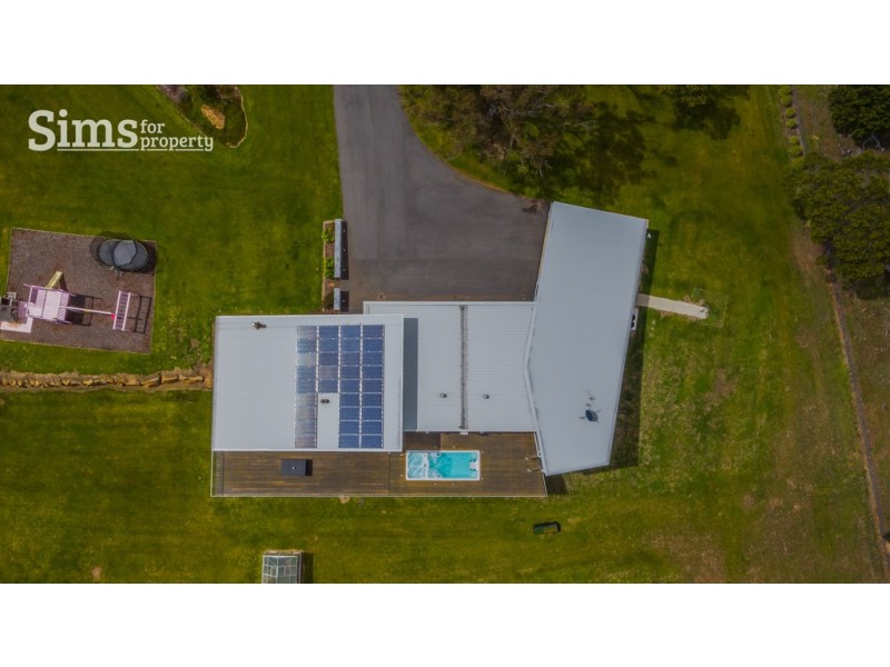 33 Escarpment Drive, St Leonards TAS 7250