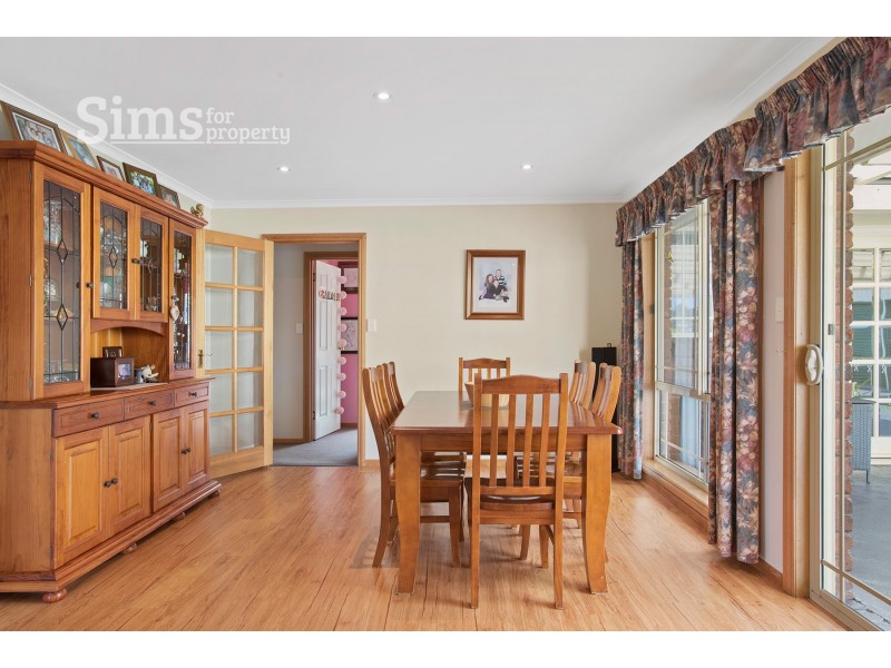 8 Wongarra Avenue, Legana TAS 7277