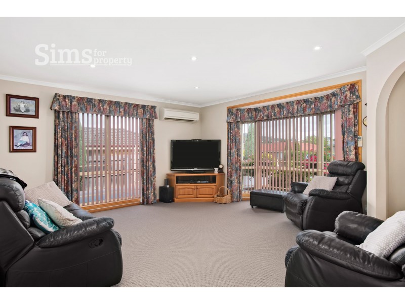 8 Wongarra Avenue, Legana TAS 7277