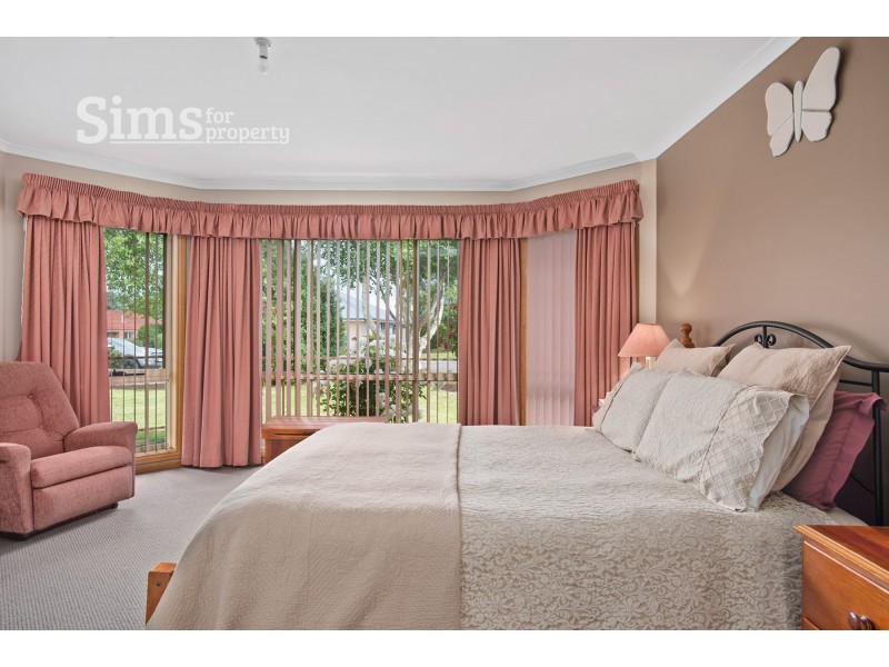 8 Wongarra Avenue, Legana TAS 7277