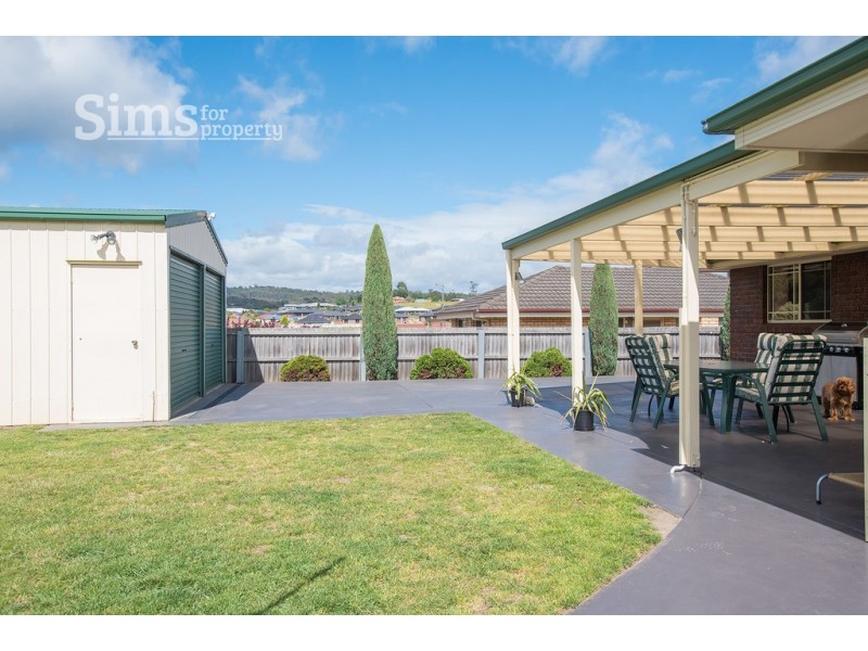 8 Wongarra Avenue, Legana TAS 7277