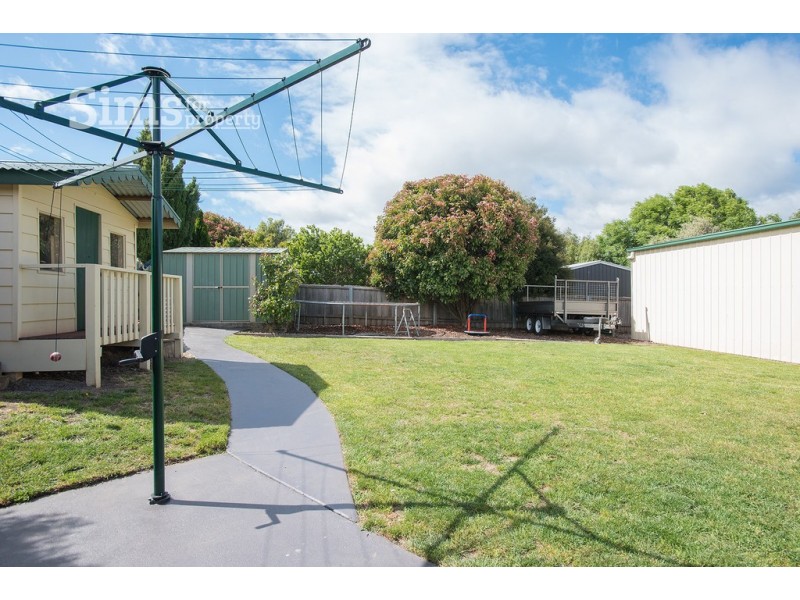 8 Wongarra Avenue, Legana TAS 7277