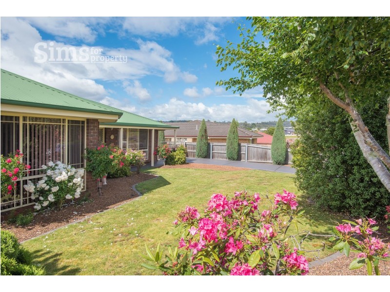 8 Wongarra Avenue, Legana TAS 7277