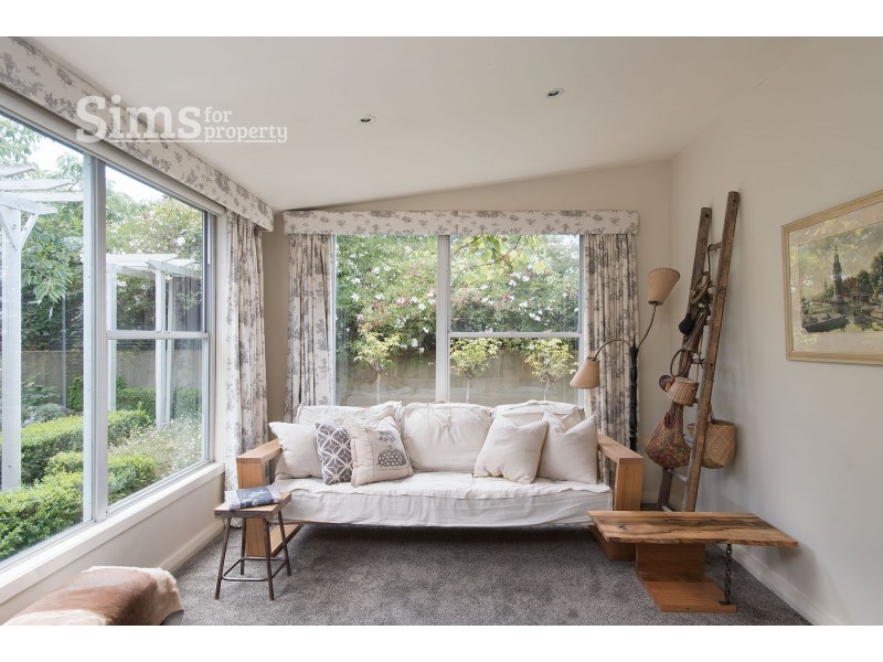 102 Station Road, Norwood TAS 7250