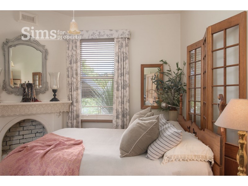 102 Station Road, Norwood TAS 7250