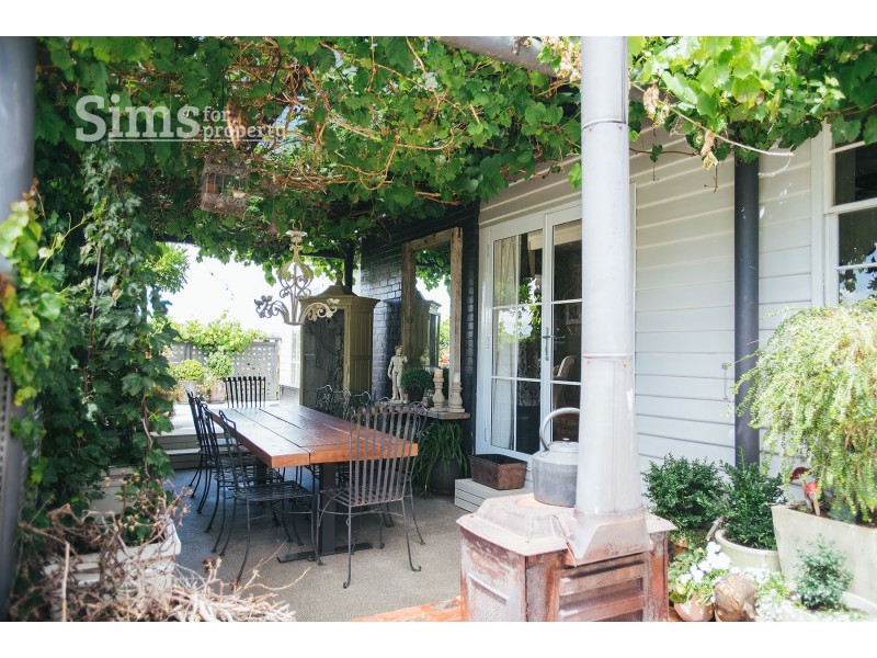 102 Station Road, Norwood TAS 7250