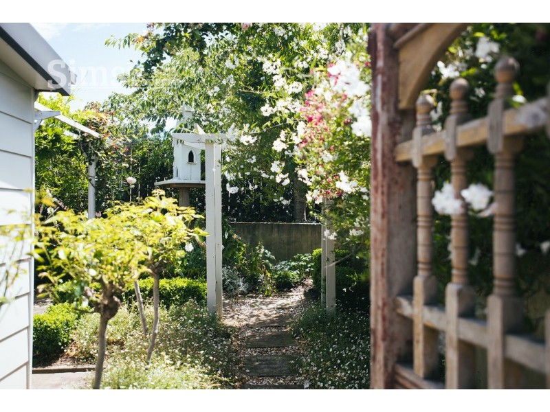 102 Station Road, Norwood TAS 7250