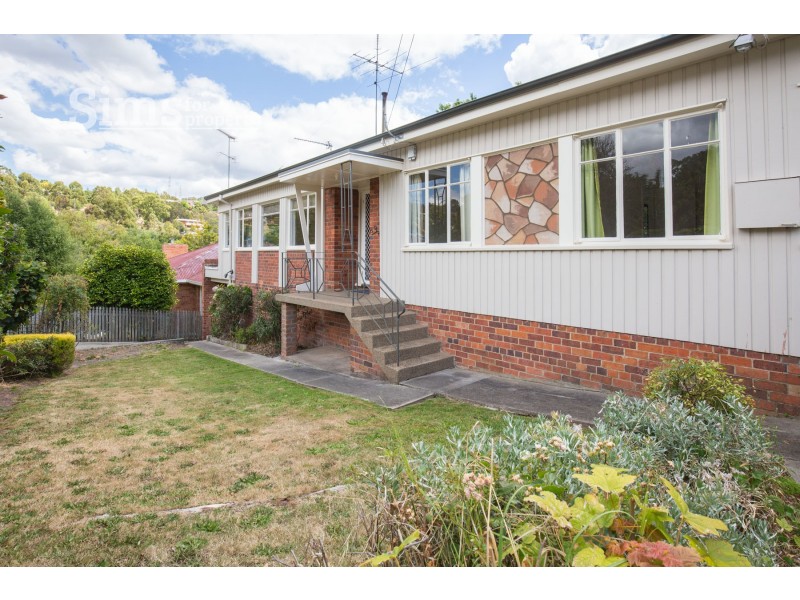 9 Benjamin Street, Trevallyn TAS 7250