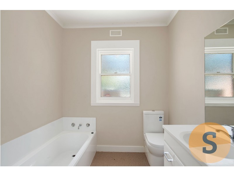 5 Hardinge Avenue, Newnham TAS 7248