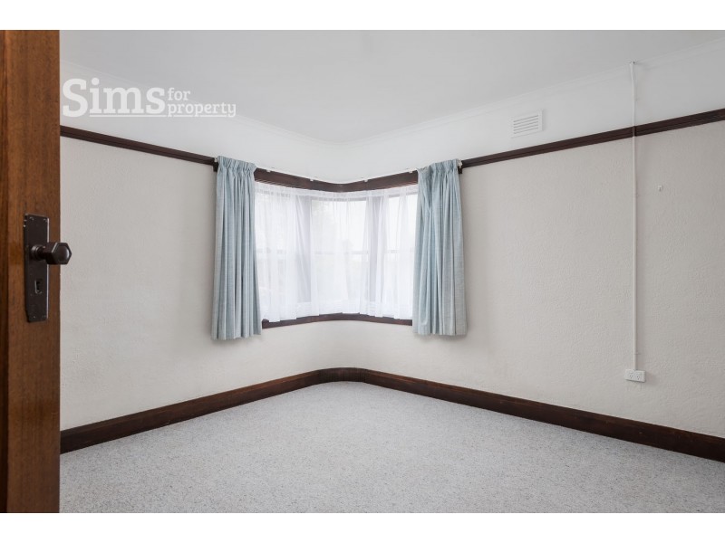 8 Pershing Street, Mowbray TAS 7248