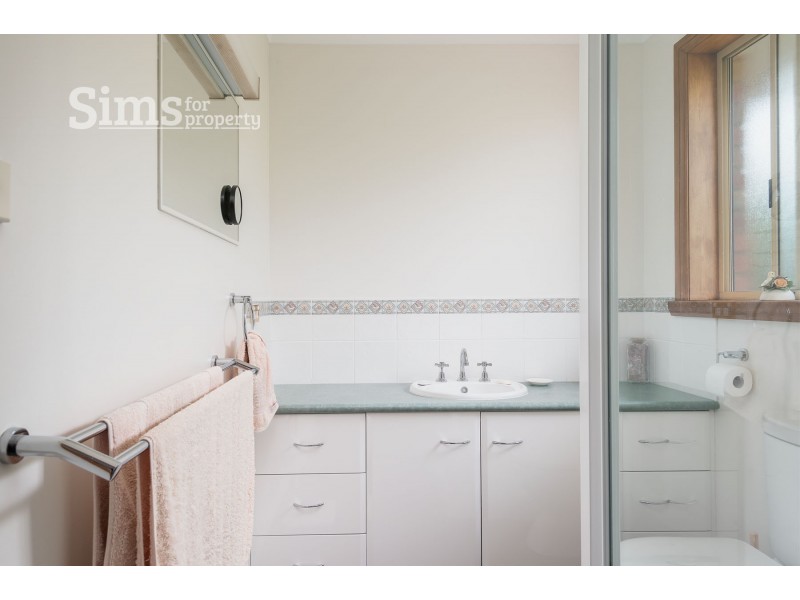 3 Virginia Grove, Prospect Vale TAS 7250