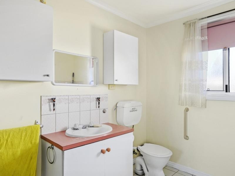 3/4 Patricia Place, Newnham TAS 7248