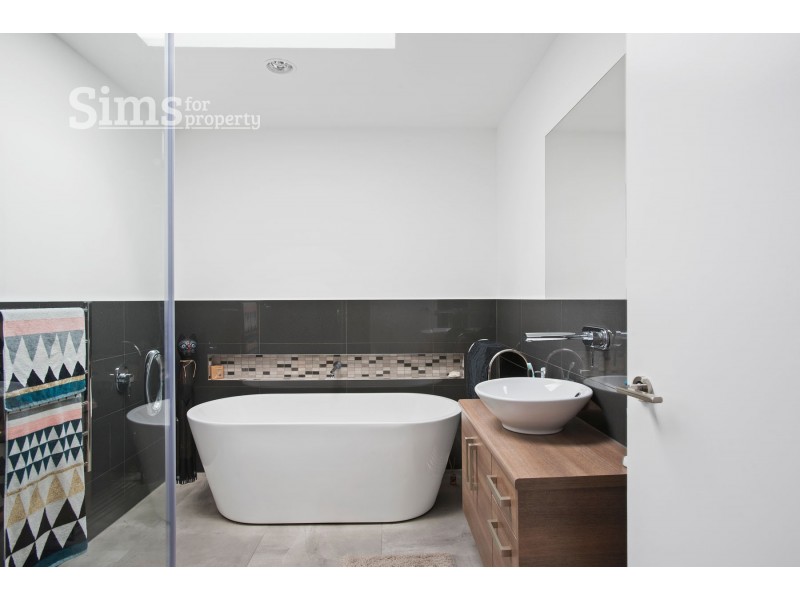 30 Eldonhurst Drive, Newstead TAS 7250