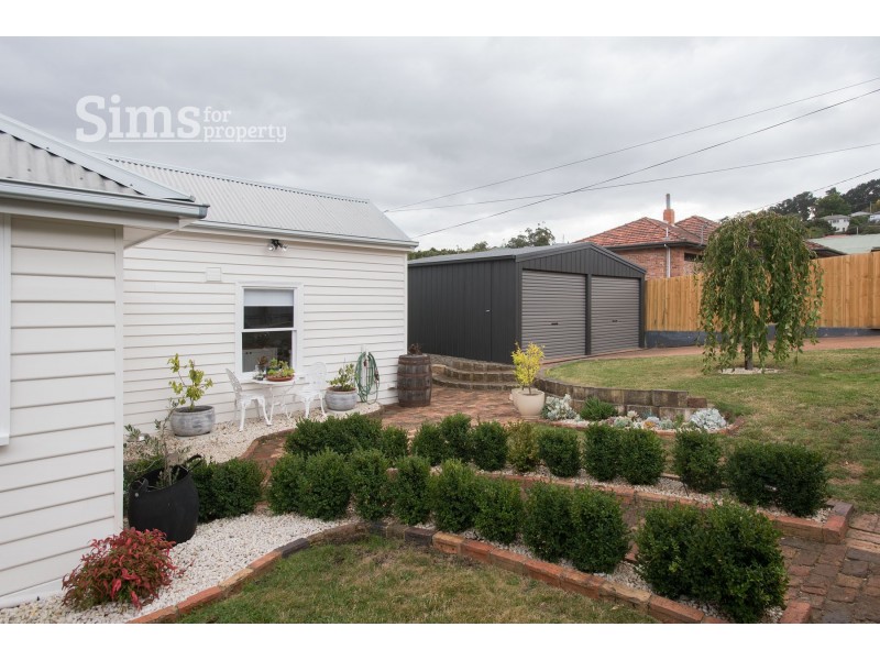 1 Leslie Place, South Launceston TAS 7249