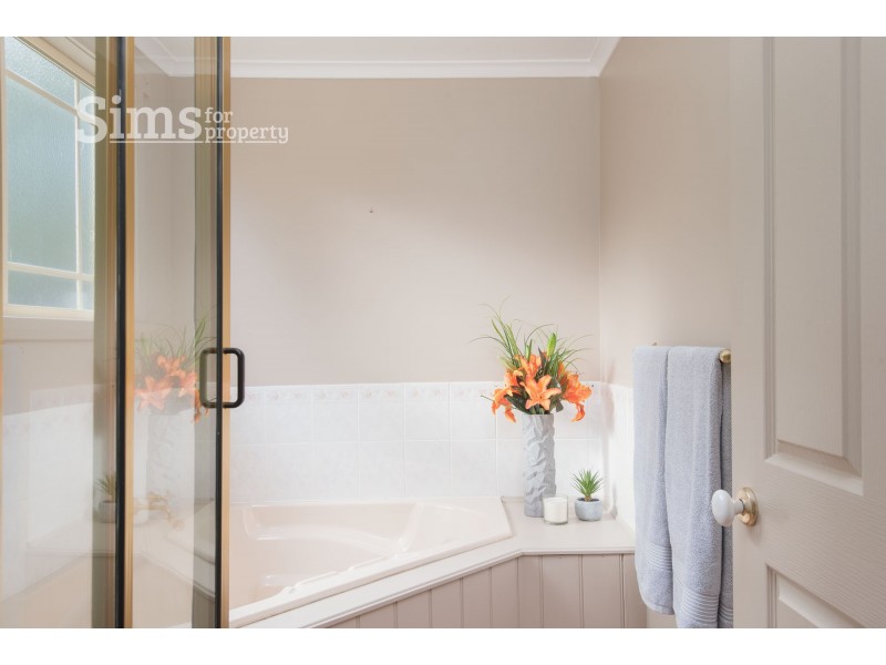 32 Strochnetters Road, Relbia TAS 7258